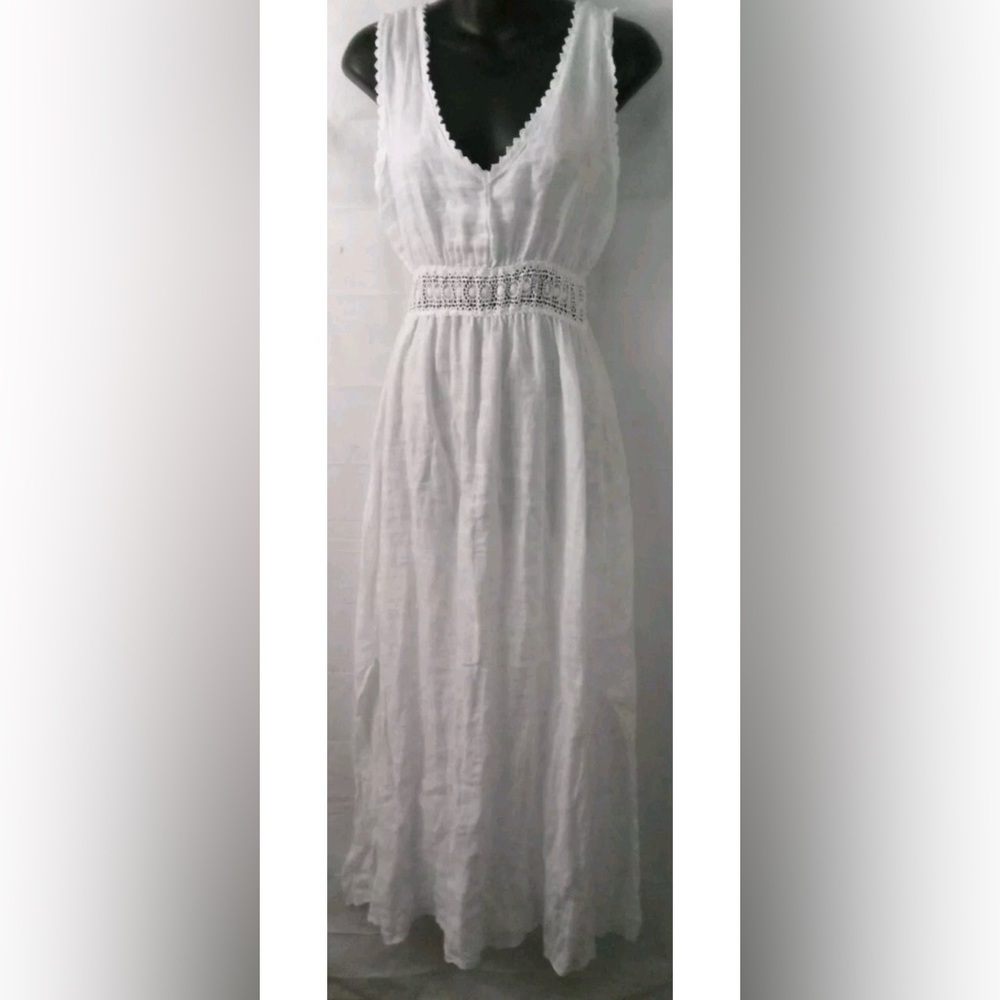 Elegant White Maxi Dress